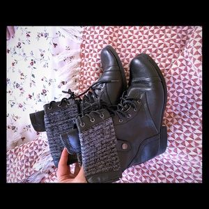 Combat boots